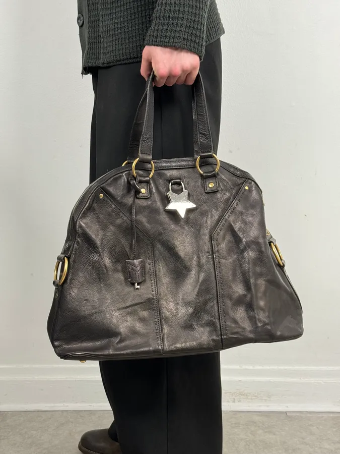 2000s Yves Saint Laurent Star Black Shiny Leather Handle Bag - Image 2