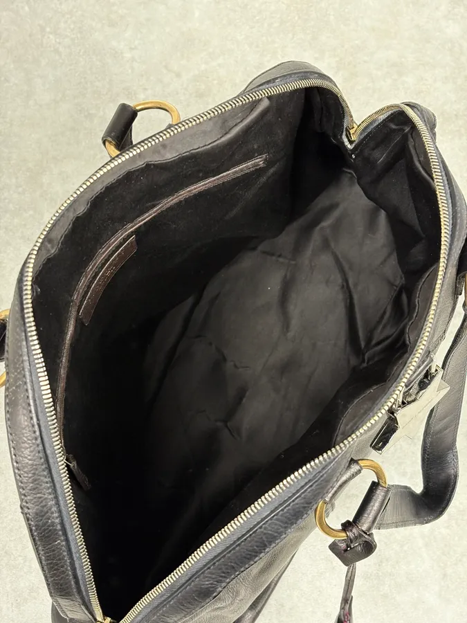2000s Yves Saint Laurent Star Black Shiny Leather Handle Bag - Image 8