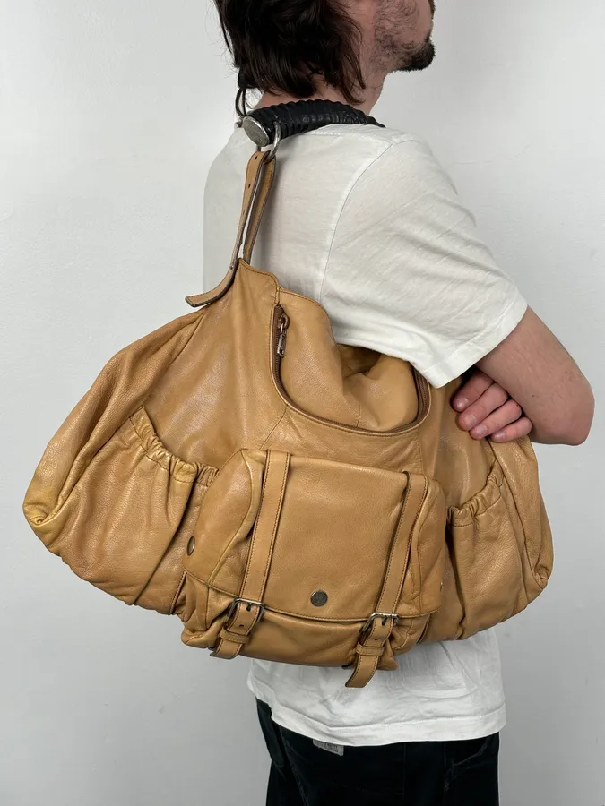 2000s Yves Saint Laurent Tan Horn Muse Hobo Leather Bag - Image 3