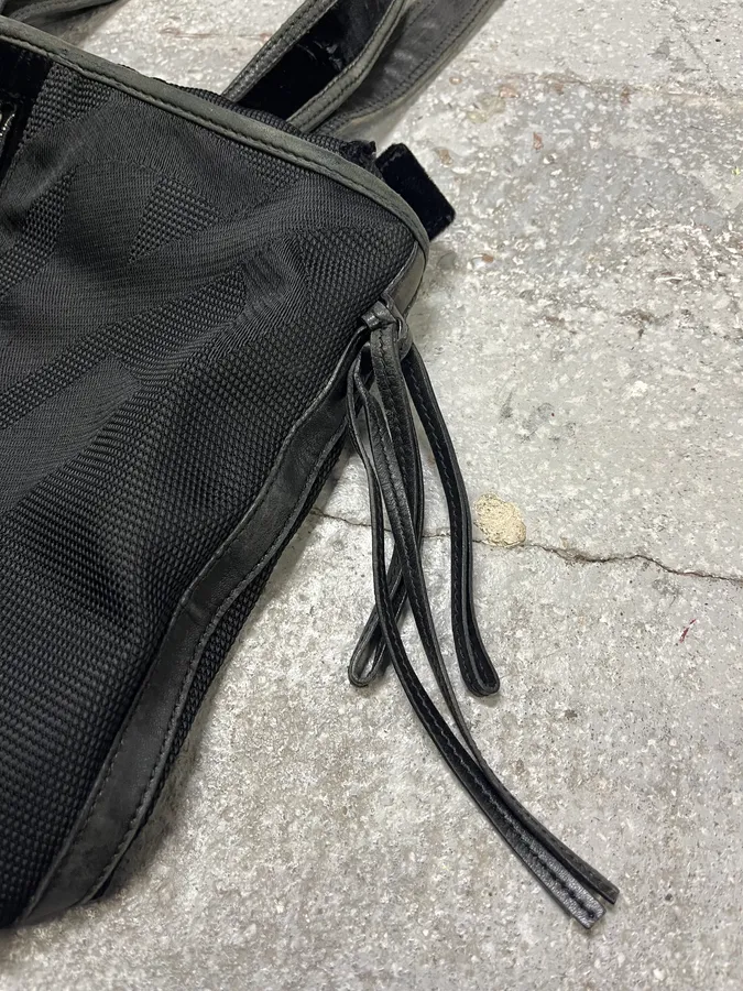 2000s Yves Saint Laurent Zip Black Handle Bag - Image 5