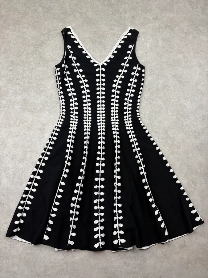 2010s Alexander McQueen Black Embroidered Dress - Image 6