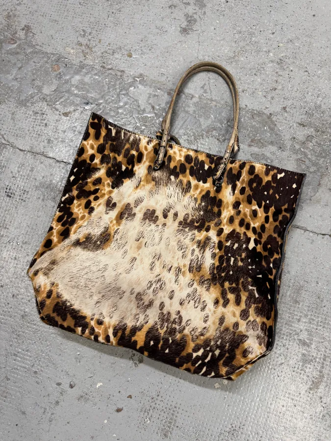 2010s Balenciaga Beige Leopard Print Pony Hair Papier Bag - Image 6