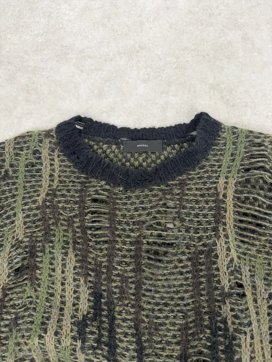 2010s Diesel Camo Green & Black Experimental Destroyed Sweater - Image 6