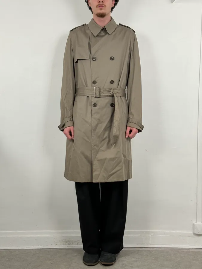 2010s Dior Beige Classy Double-Breasted Trench Coat by Kris Van Assche - Image 2