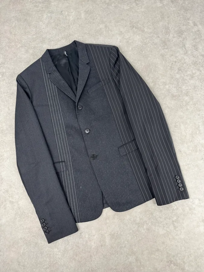 2010s Dior Grey Wool White Pinstripe Blazer Jacket by Kris Van Assche - Image 4