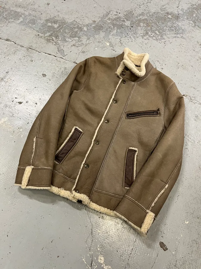2010s Dolce & Gabbana Beige Shearling Leather Jacket - Image 4