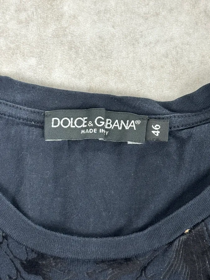 2010s Dolce & Gabbana Black Velvet Ornament T-Shirt - Image 9