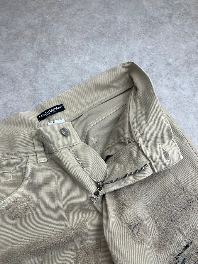 2010s Dolce & Gabbana Distressed Beige Slim Denim Jeans - Image 9