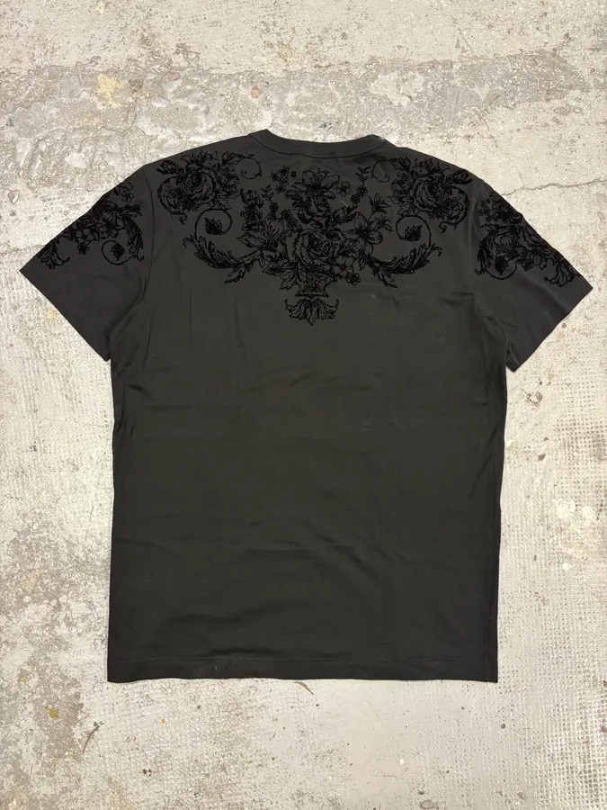 2010s Dolce & Gabbana Floral Royal Black T-Shirt - Image 6
