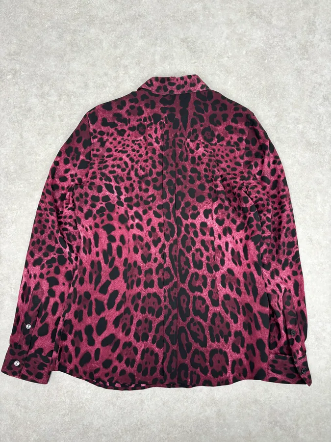 2010s Dolce & Gabbana Fuchsia Purple Silk Leopard Print Shirt - Image 5
