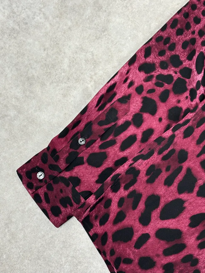 2010s Dolce & Gabbana Fuchsia Purple Silk Leopard Print Shirt - Image 7