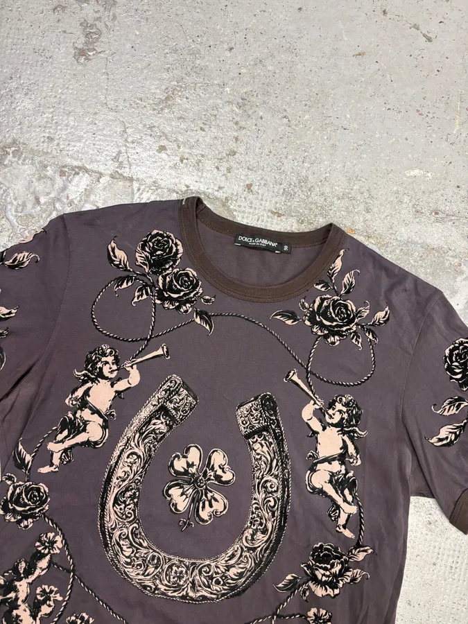 2010s Dolce & Gabbana Grey Baroque Angels T-Shirt - Image 4