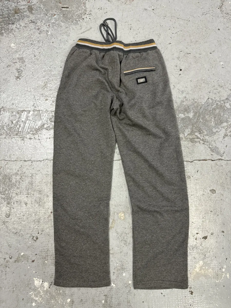 2010s Dolce & Gabbana Grey Joggers Pants - Image 5