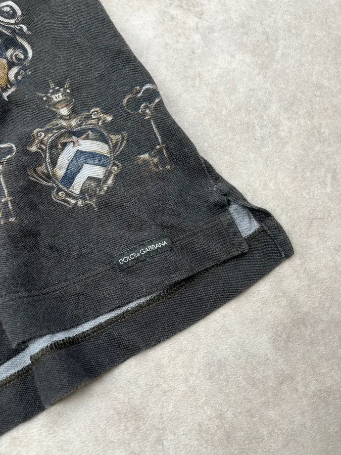 2010s Dolce & Gabbana Heraldic Knight Black Polo - Image 6