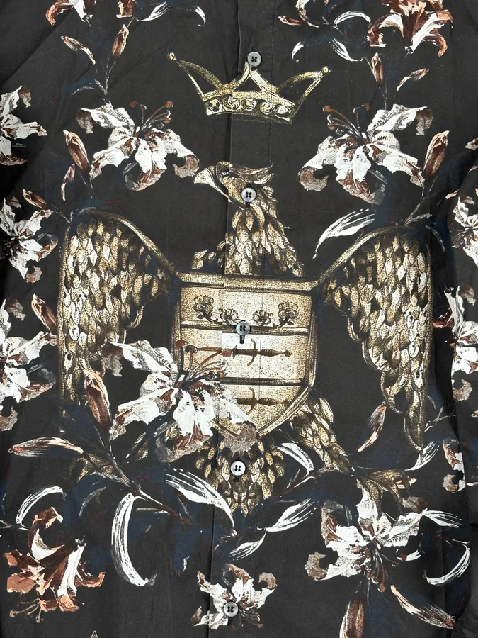2010s Dolce & Gabbana Knight Floral Eagle Crown Print Black Shirt - Image 8
