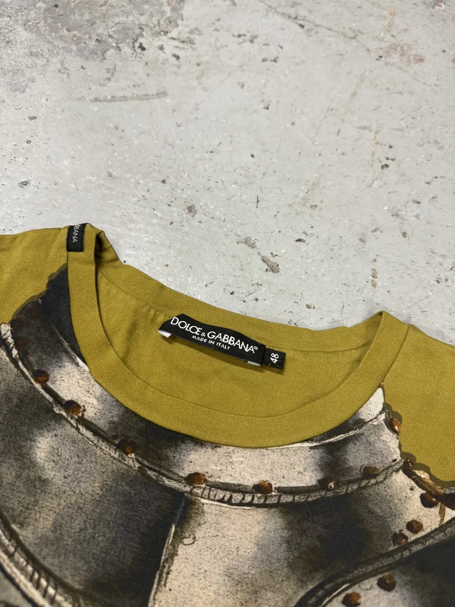2010s Dolce & Gabbana Mustard Knight Armure T-Shirt - Image 12