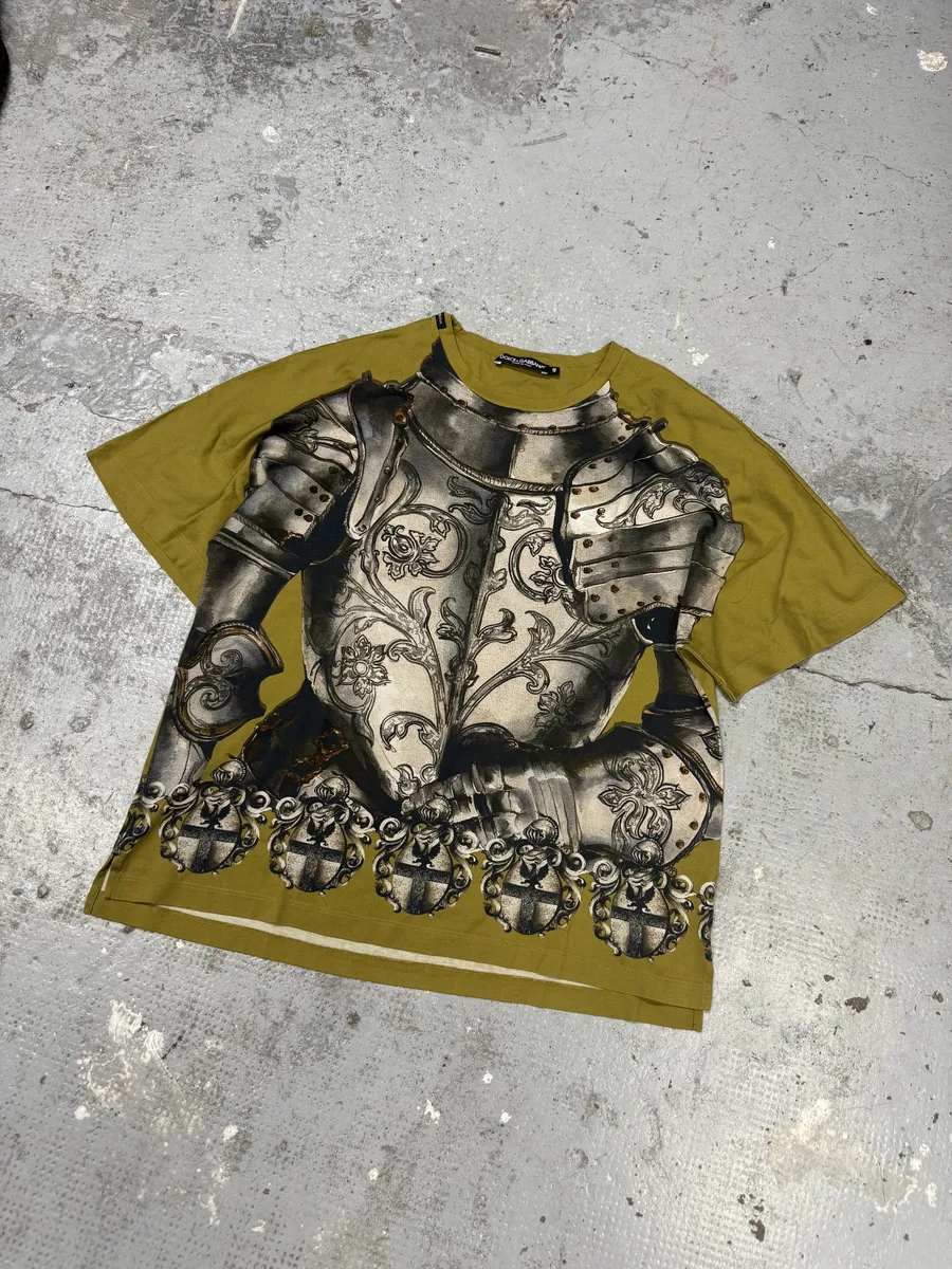 2010s Dolce & Gabbana Mustard Knight Armure T-Shirt - Image 6