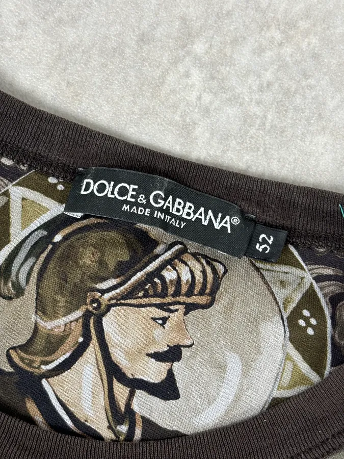 2010s Dolce & Gabbana Teatro Della Puppets T-Shirt - Image 8