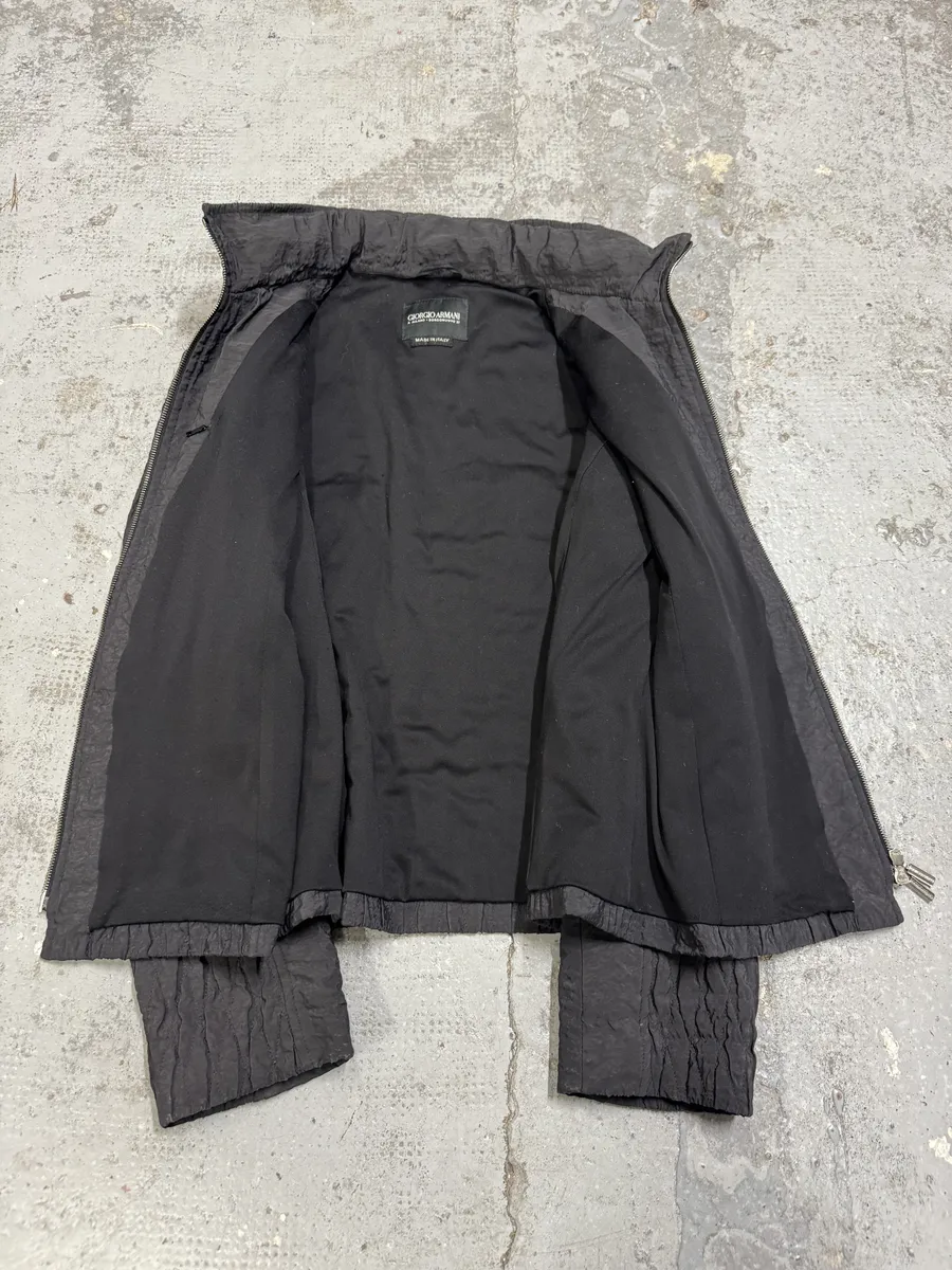 2010s Giorgio Armani Black Plissed Light Jacket - Image 12