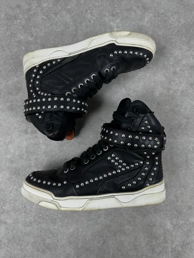2010s Givenchy Black Studded Tyson Leather High Sneakers - Image 3