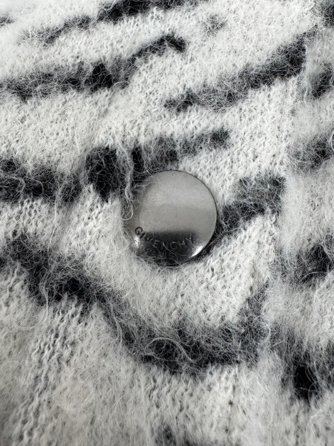2010s Givenchy Zebra Mohair Teddy Jacket - Image 7