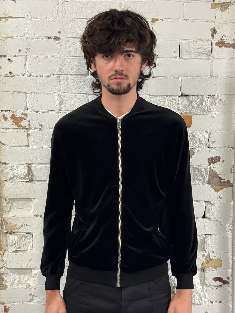 2010s Gucci Black Velvet Bomber Jacket - Image 2