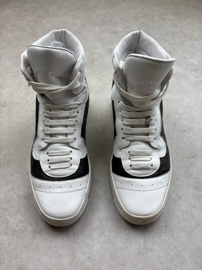 2010s John Galliano Black & White High Leather Sneakers - Image 2