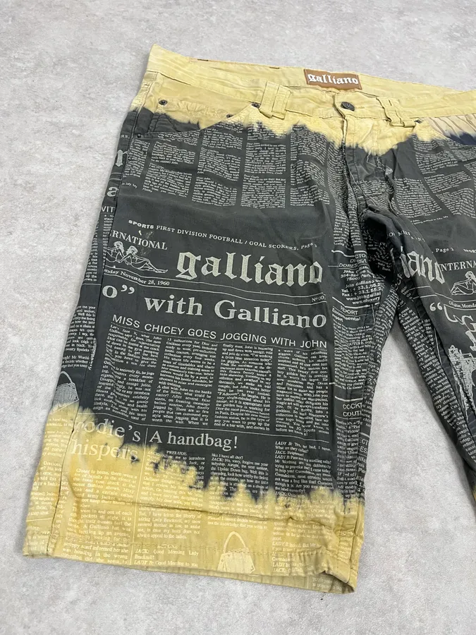 2010s John Galliano Black & Yellow Newspapers Magazine Shorts - Image 6