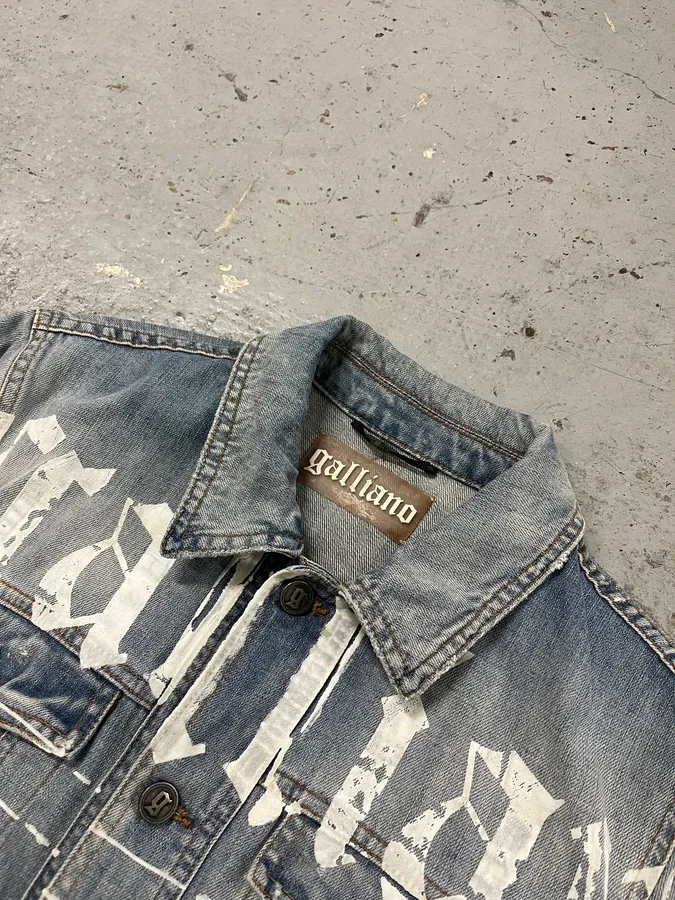 2010s John Galliano Blue Gazette Gothic Script Denim Jacket - Image 6