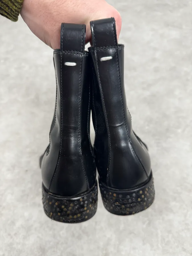 2010s Maison Margiela Black Nail Sole Leather Boots - Image 5