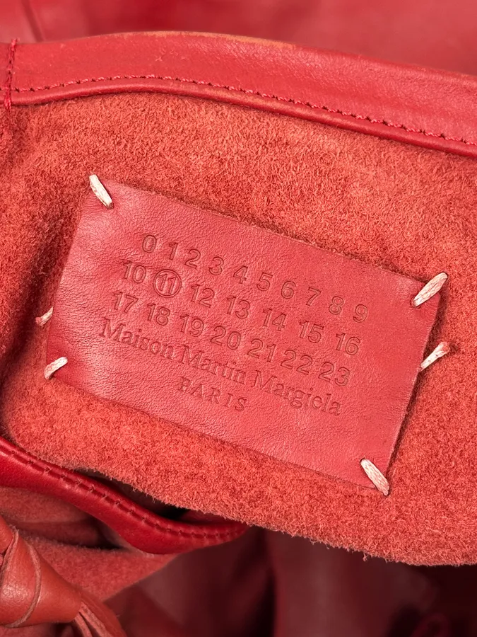 2010s Maison Margiela Red Leather Contemporary Handle Bag - Image 9