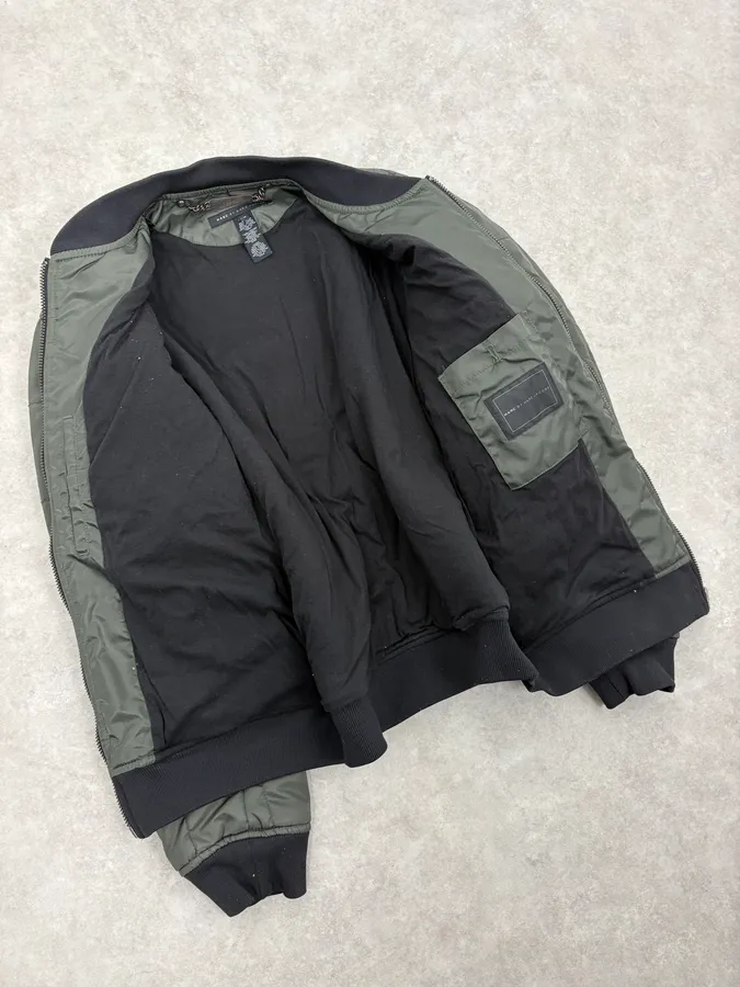 2010s Marc Jacobs Olive Quilted Nylon Bomber Jacket - Image 7