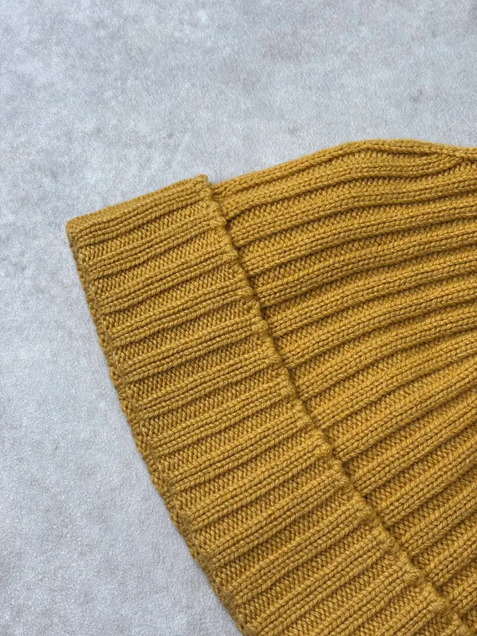 2010s Prada Yellow Cashmere Beanie - Image 6