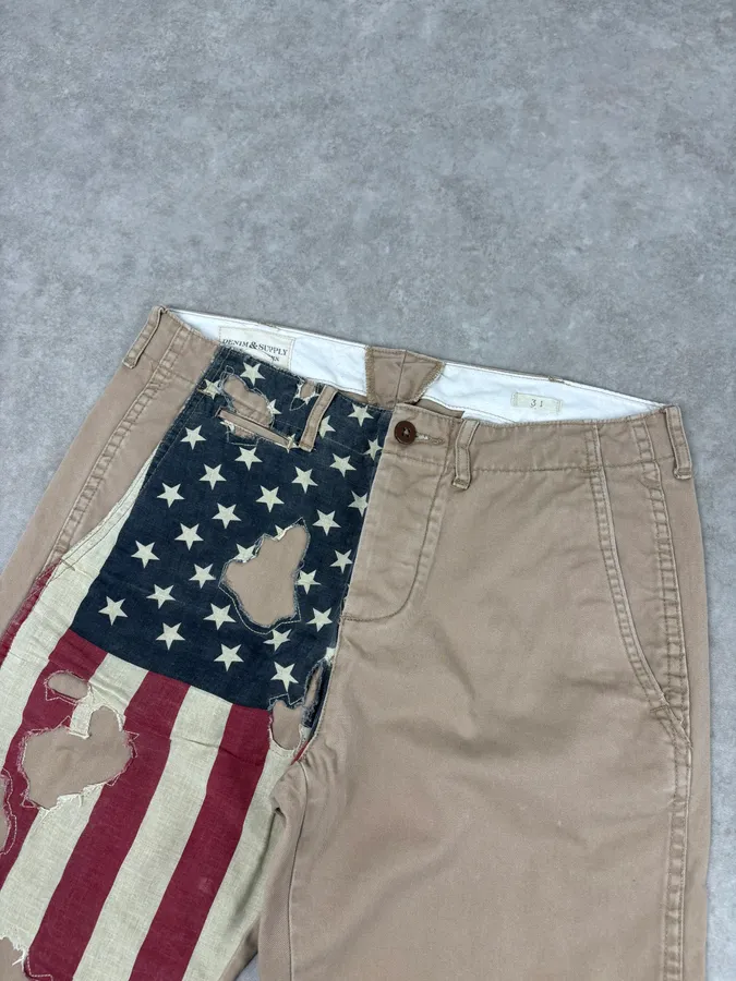 2010s Ralph Lauren Beige  American Flag Distressed Shorts - Image 5