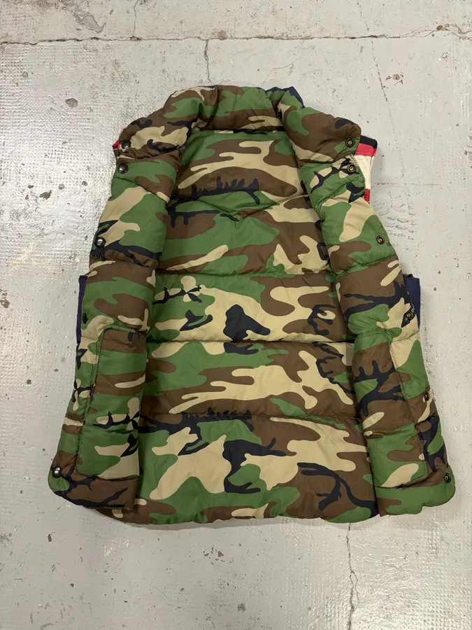 2010s Ralph Lauren Navy Camo Reversible American Flag Puffer Vest - Image 10