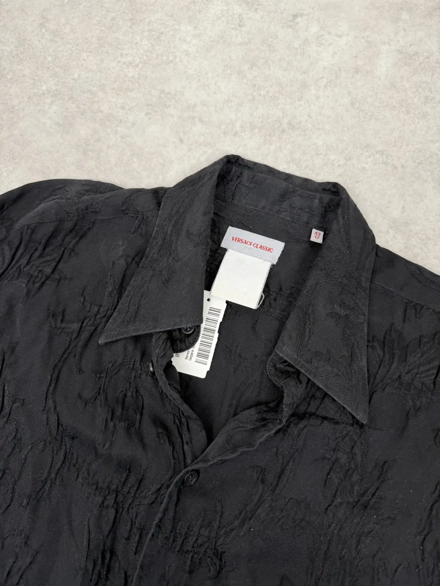 2010s Versace Black Plissed Embroidered Relief Shirt - Image 5