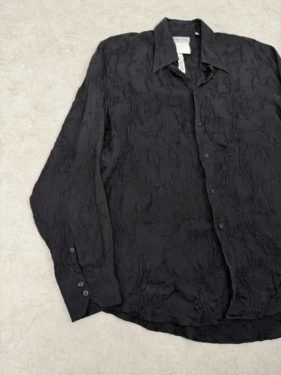 2010s Versace Black Plissed Embroidered Relief Shirt - Image 6