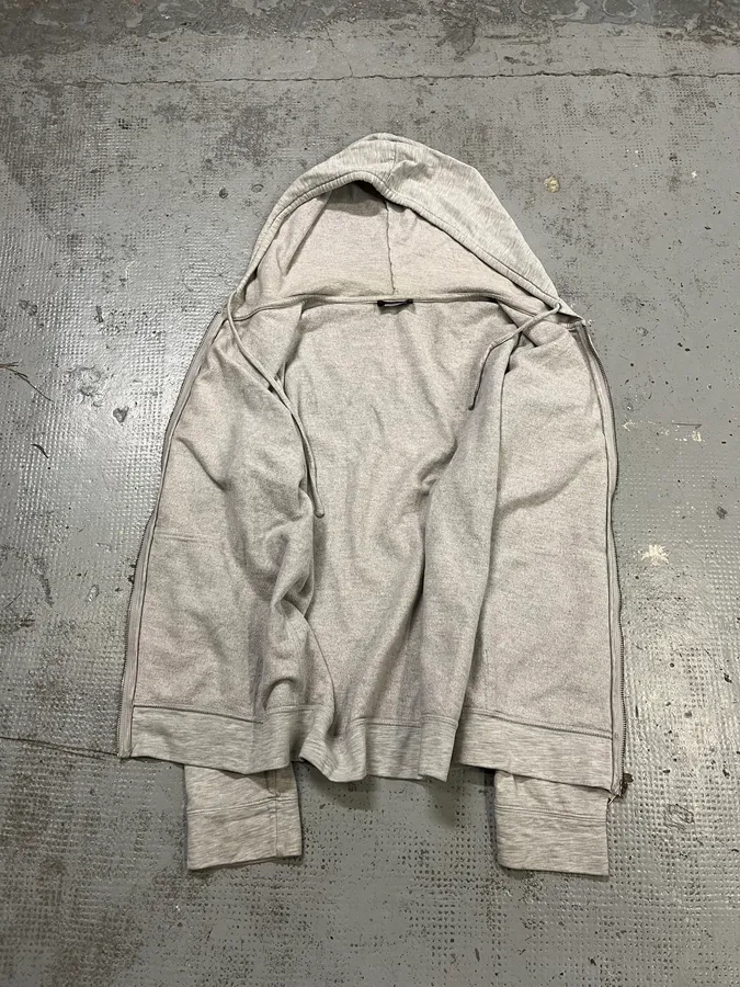Agnès B Grey Minimalist Zip-Up Hoodie - Image 9