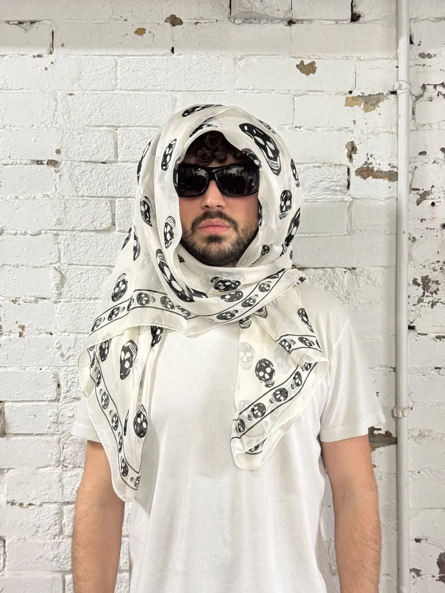 Alexander McQueen Black & White Dead Skull Scarf - Image 2
