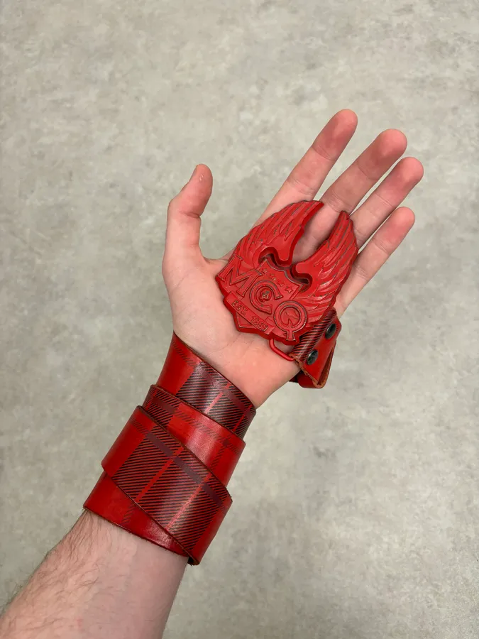Alexander McQueen Winged Logo Buckle Red Leather Belt - Image 2