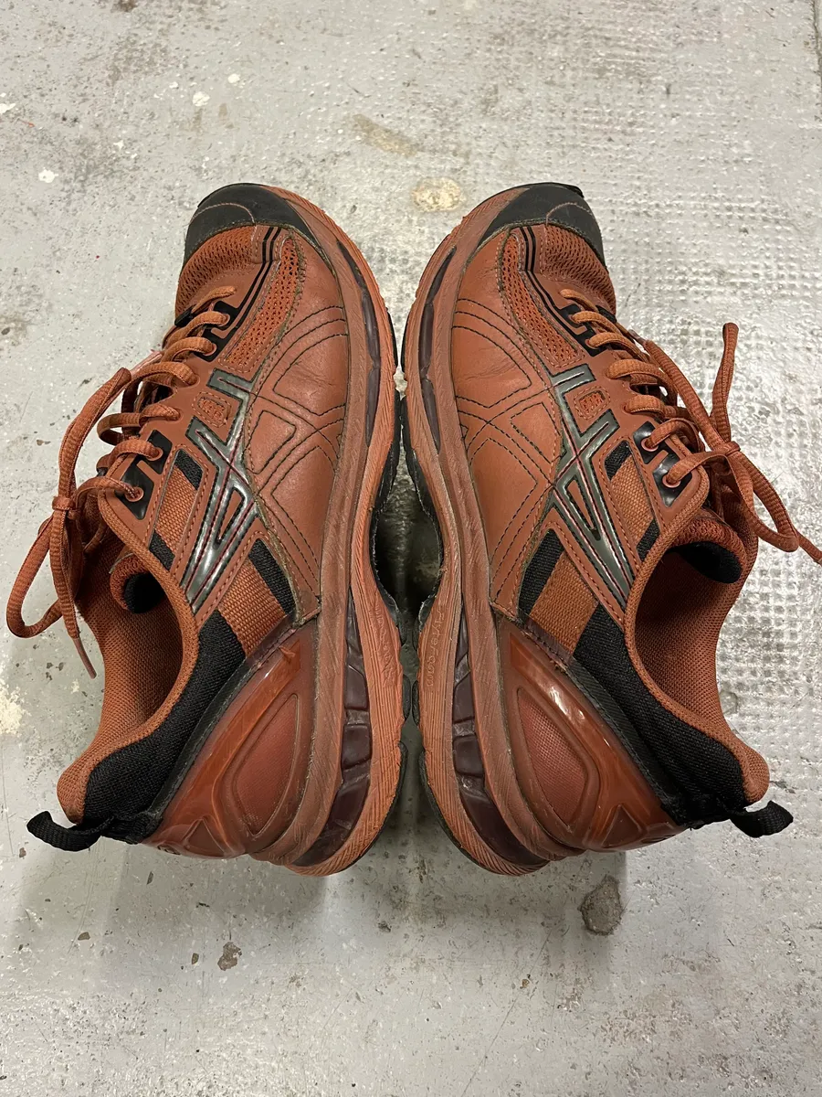 Asics Kiko Kostadinov Brown Gel-Burz 2 Sneakers - Image 4