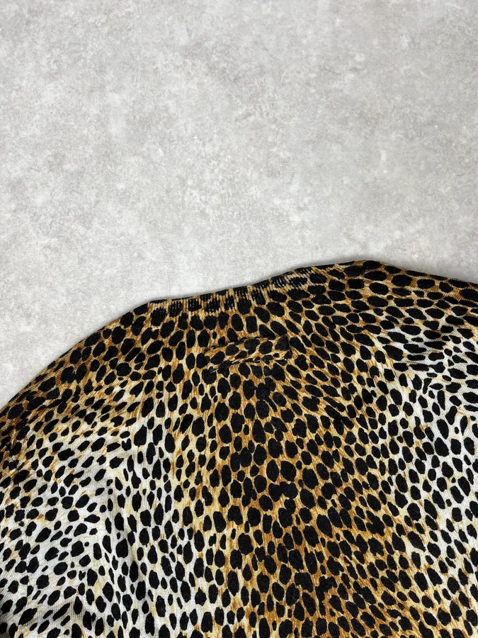 AW1996 Dolce & Gabbana V Neck Leopard Print Sweater - Image 6
