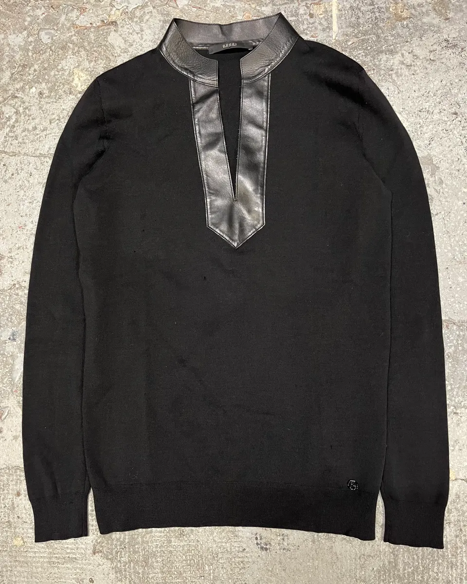 AW1999 Gucci Black Leather Collar Navy Sweater by Tom Ford