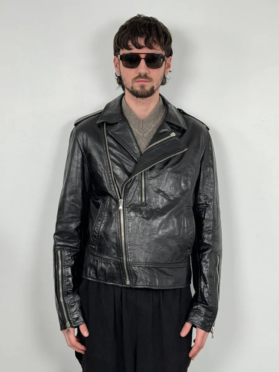 AW2001 Dolce & Gabbana Black Asymmetrical Leather Jacket - Image 2