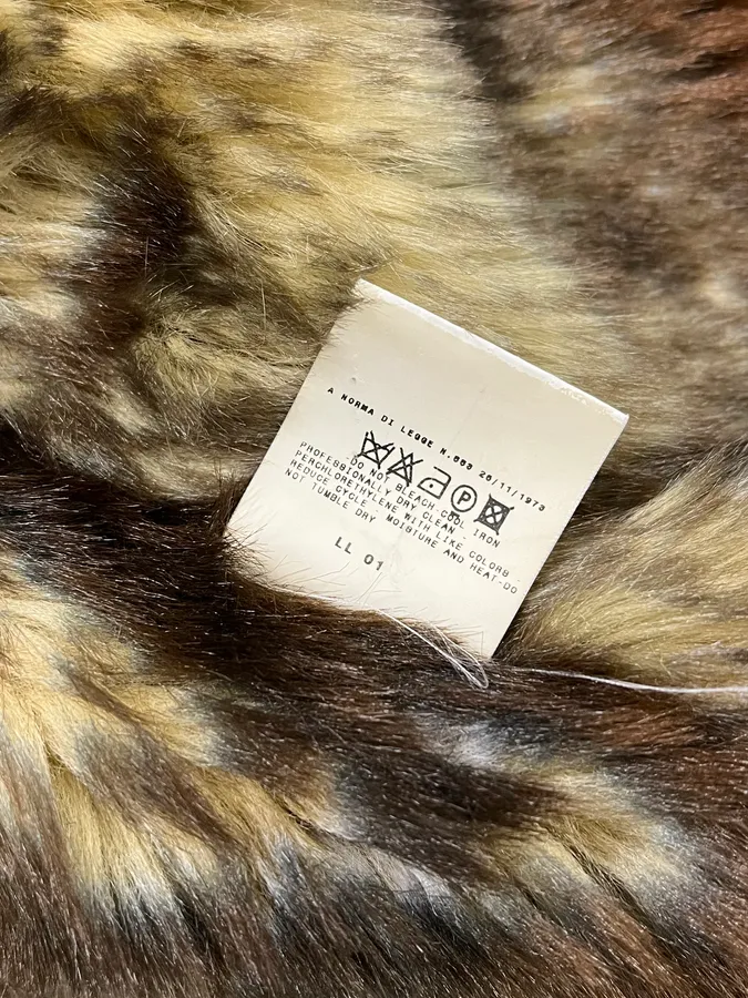 AW2001 Dolce & Gabbana Brown Corduroy Fur Jacket - Image 11