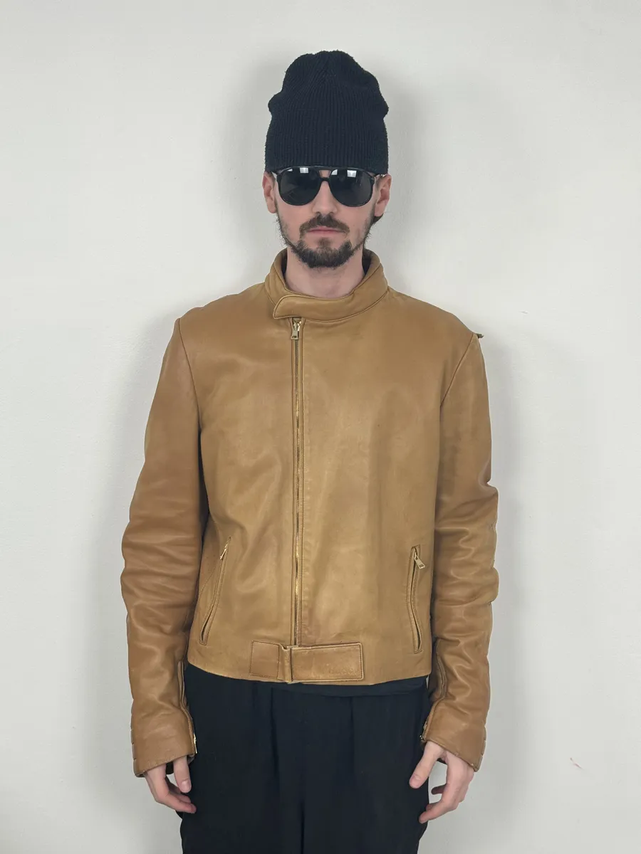 AW2001 Gucci Beige Paded Leither Biker Jacket by Tom Ford - Image 2