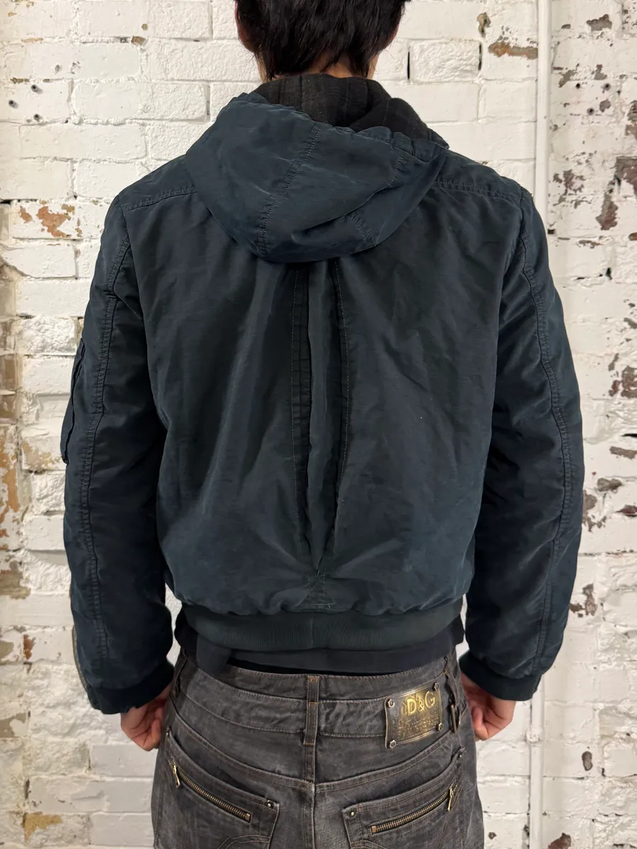 AW2003 Dolce & Gabbana Arm Zip Navy Hooded Bomber Jacket - Image 6