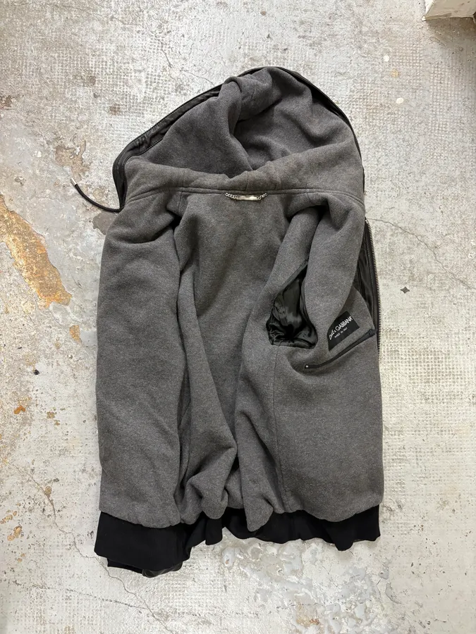 AW2003 Dolce & Gabbana Black Hooded Lambskin Bomber Jacket - Image 8