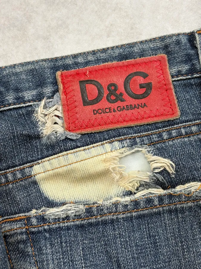 AW2003 Dolce & Gabbana Distressed Bleached Denim Jeans - Image 11