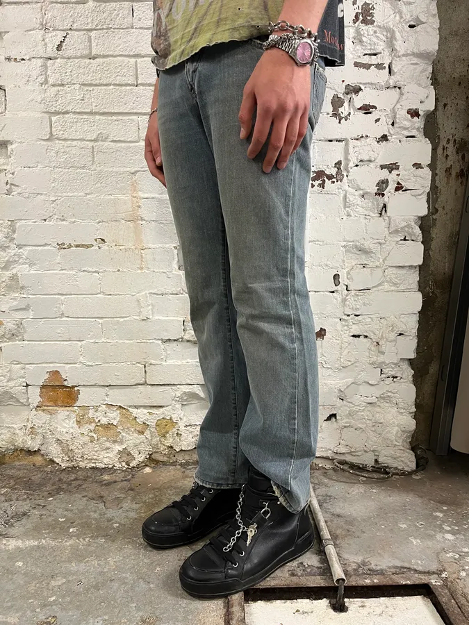 AW2003 Dolce & Gabbana Faded Light Blue Flared Jeans - Image 3